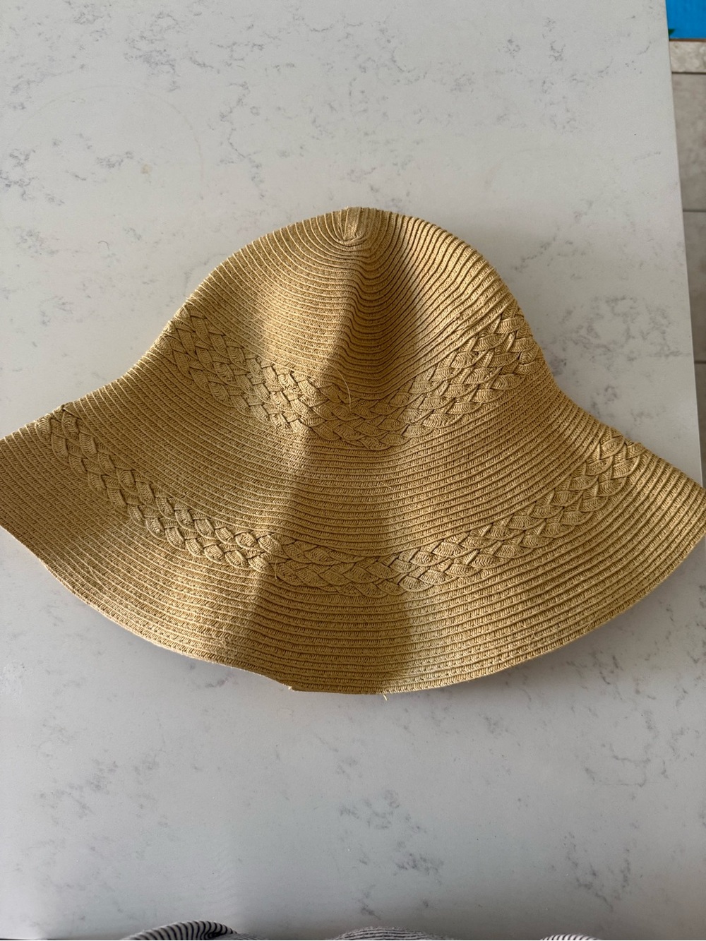 Straw-Style Sun Hat in Beige